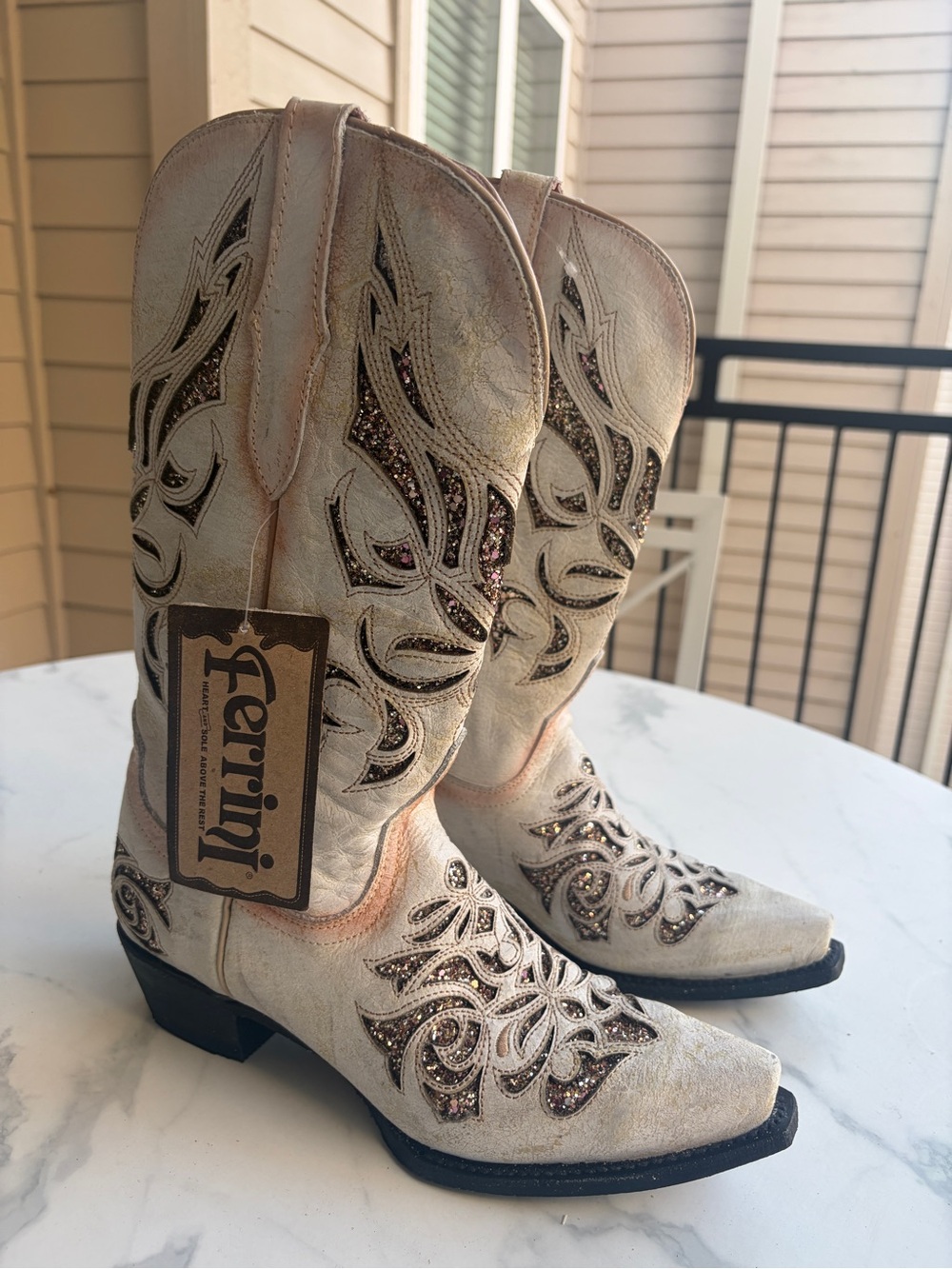 NWT Ferrini Sasha Vintage Toe 8B - Glitter Women’s Cowgirl Boots